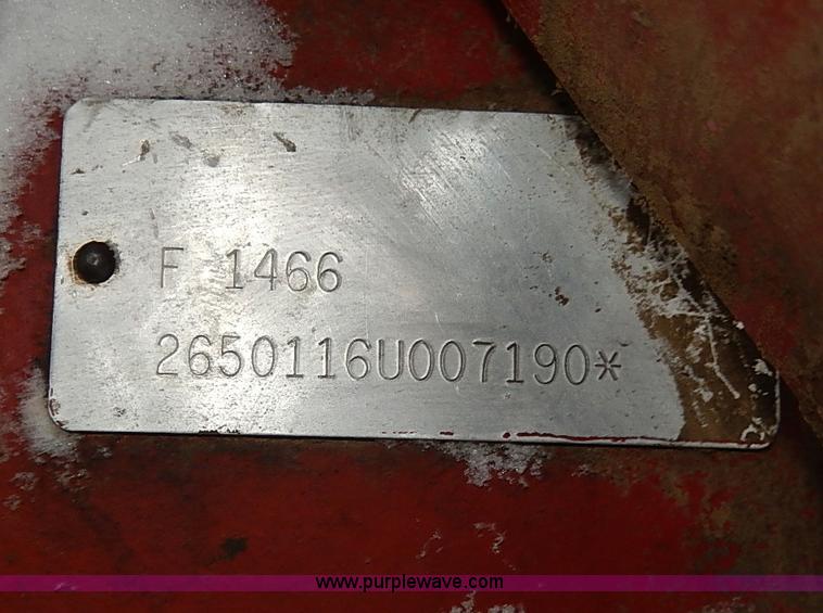 image for item I9341 1971 International 1466 tractor