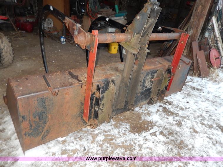 image for item I9341 1971 International 1466 tractor