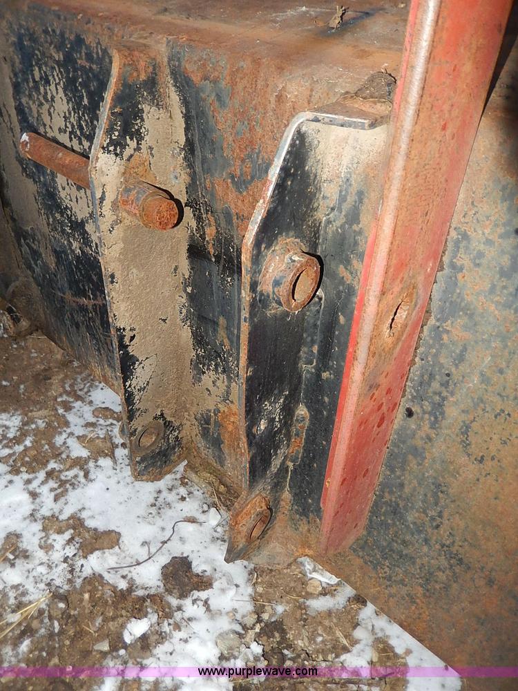 image for item I9341 1971 International 1466 tractor