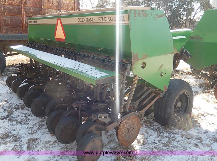 image for item I9361 Great Plains Solid Stand 30' grain drill