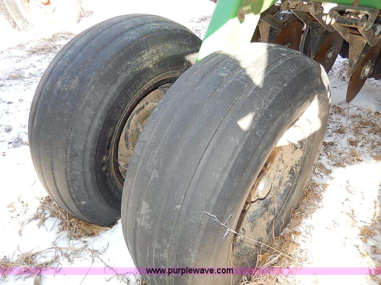 image for item I9361 Great Plains Solid Stand 30' grain drill