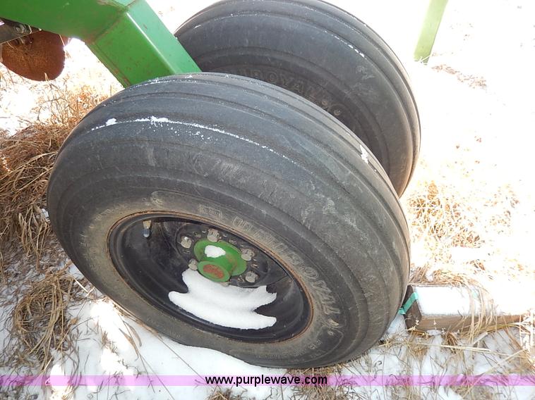 image for item I9361 Great Plains Solid Stand 30' grain drill