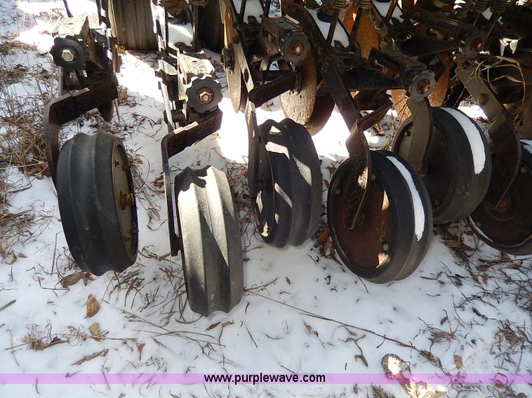 image for item I9361 Great Plains Solid Stand 30' grain drill