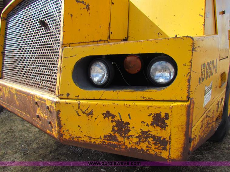 image for item AE9021 1973 John Deere 860A scraper