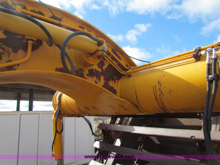 image for item AE9021 1973 John Deere 860A scraper