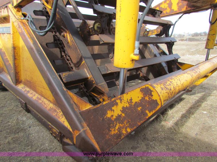 image for item AE9021 1973 John Deere 860A scraper