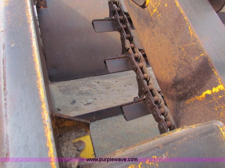 image for item AE9021 1973 John Deere 860A scraper