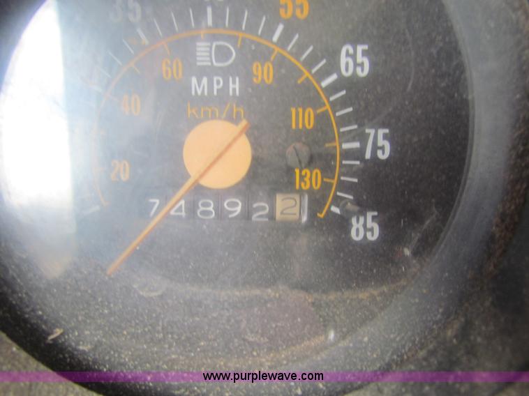 image for item AE9024 1982 GMC 7000 dump truck