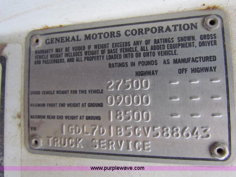 image for item AE9024 1982 GMC 7000 dump truck