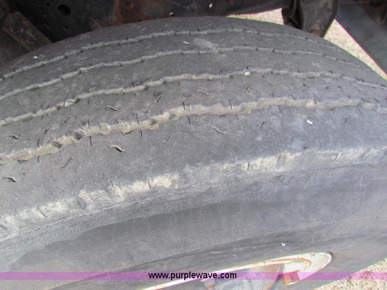 image for item AE9024 1982 GMC 7000 dump truck