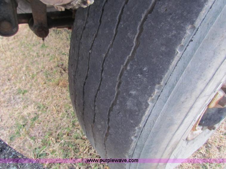 image for item AE9024 1982 GMC 7000 dump truck