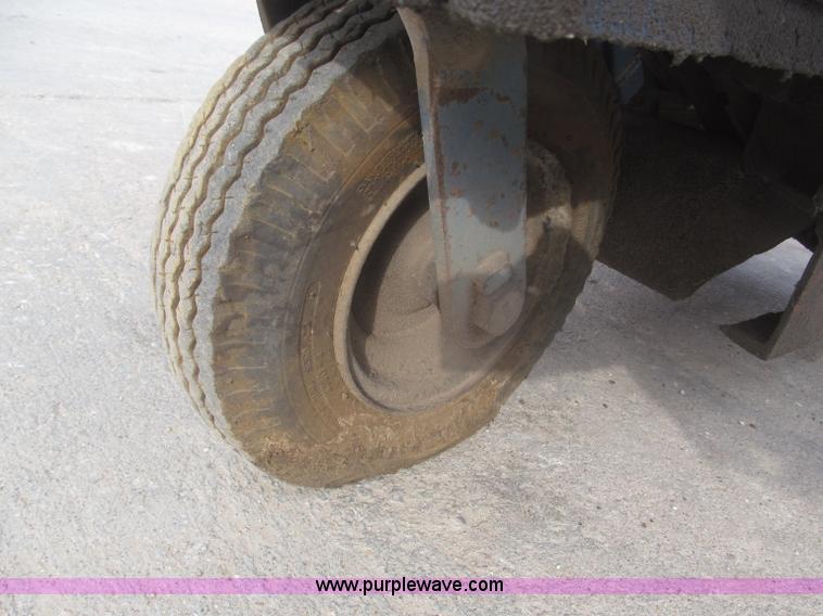 image for item AE9356 Morrison concrete buggy