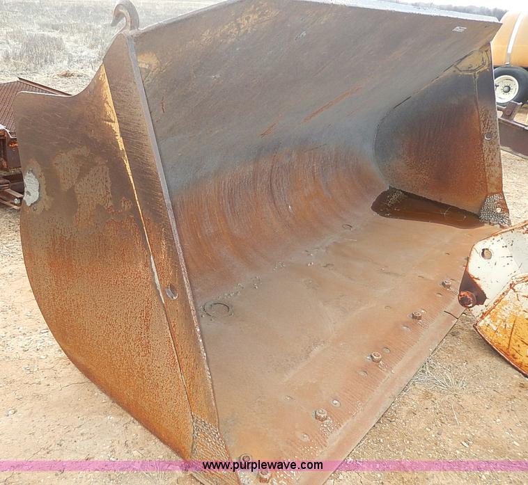 image for item AP9015 Caterpillar 938F loader bucket