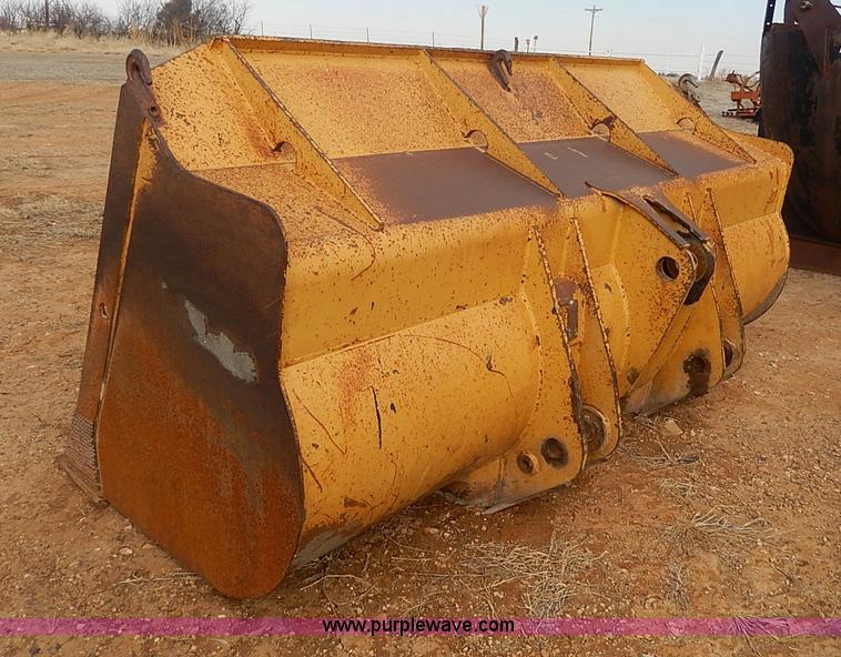 image for item AP9015 Caterpillar 938F loader bucket