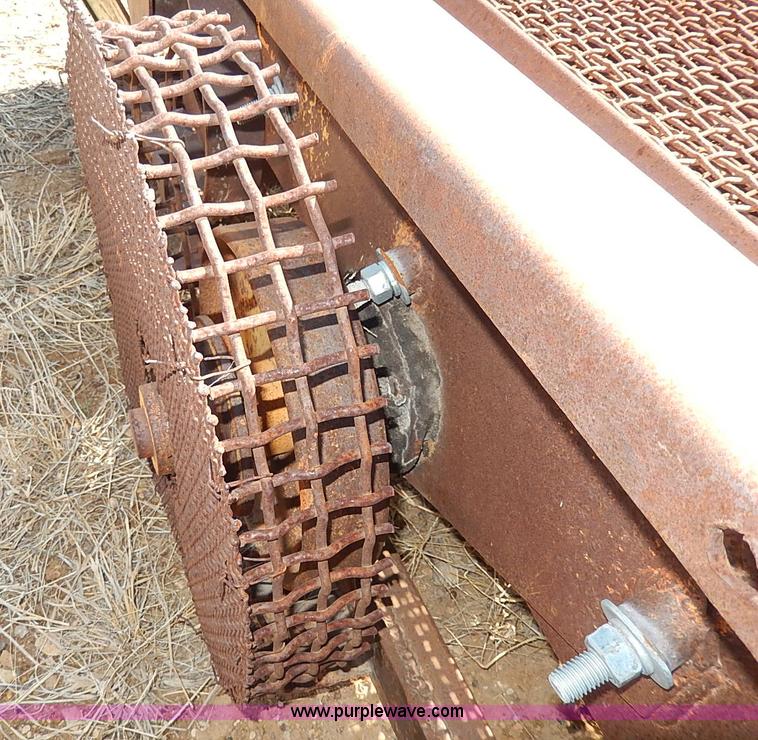 image for item AX9249 (4) assorted gravel screens with shaker