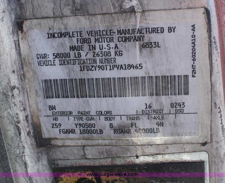 image for item C3693 1993 Ford LTS9000 vactor truck