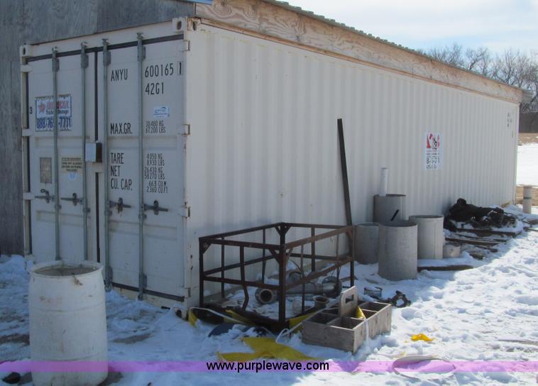 image for item E4665 2000 steel shipping container