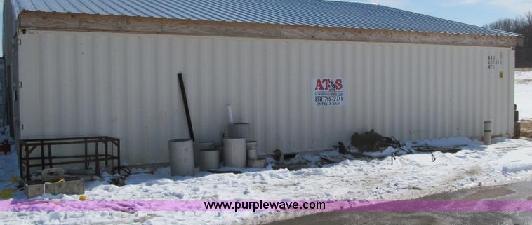 image for item E4665 2000 steel shipping container