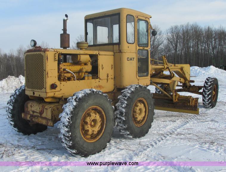 image for item E5278 1962 Caterpillar 12E motor grader