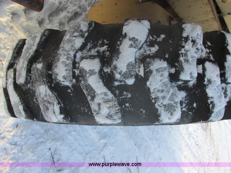 image for item E5278 1962 Caterpillar 12E motor grader