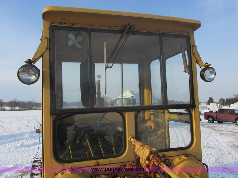 image for item E5278 1962 Caterpillar 12E motor grader