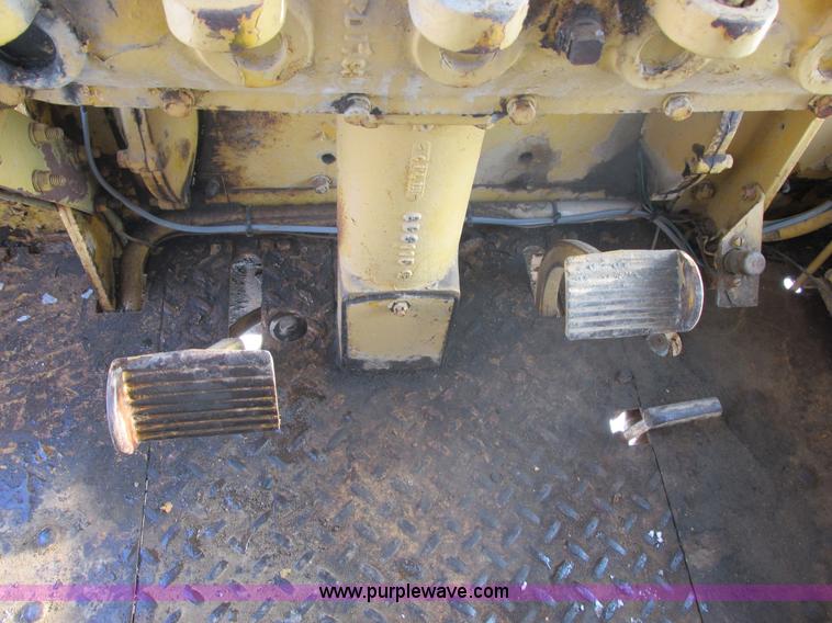 image for item E5278 1962 Caterpillar 12E motor grader