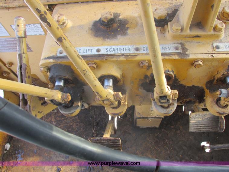 image for item E5278 1962 Caterpillar 12E motor grader