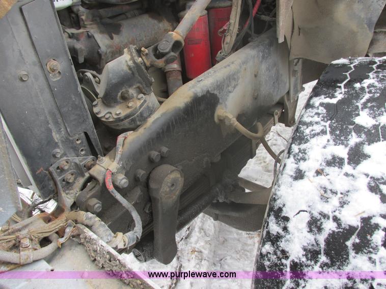 image for item E5280 1974 Mack DM600 water truck