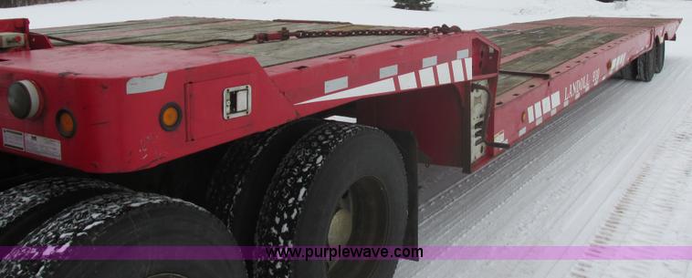 image for item E5282 2000 Landoll 930 Hydratail equipment trailer