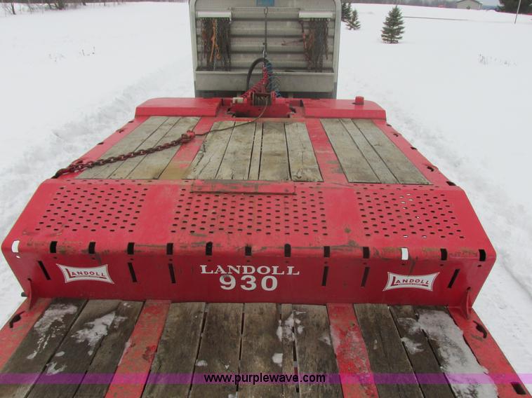 image for item E5282 2000 Landoll 930 Hydratail equipment trailer