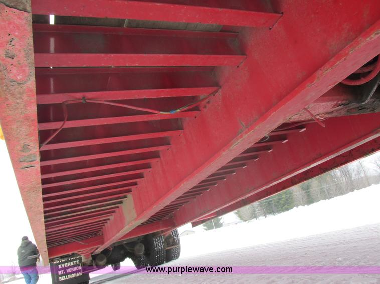 image for item E5282 2000 Landoll 930 Hydratail equipment trailer