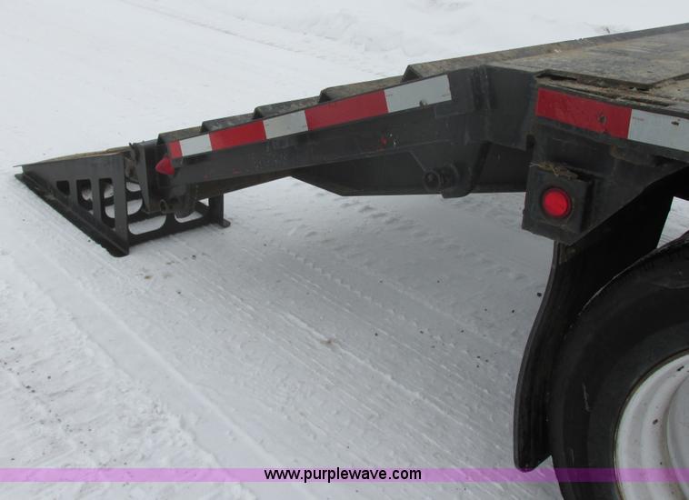 image for item E5283 1986 Trail King TS7DCS-482 spread axle drop deck equipment trailer