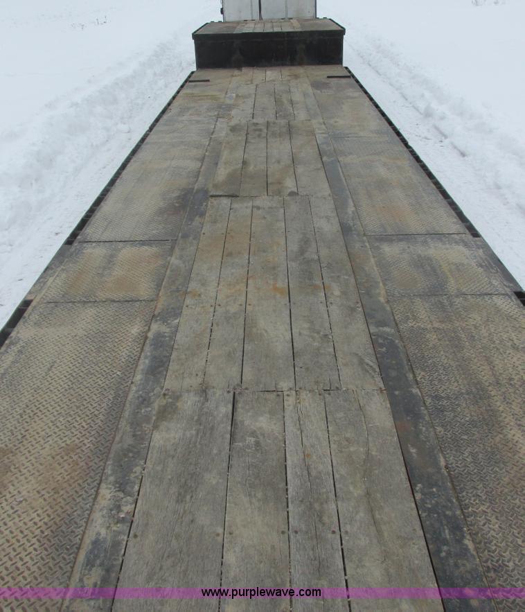 image for item E5283 1986 Trail King TS7DCS-482 spread axle drop deck equipment trailer