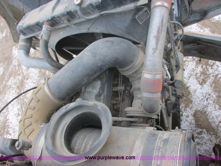 image for item E5284 1992 Mack CH613 semi truck