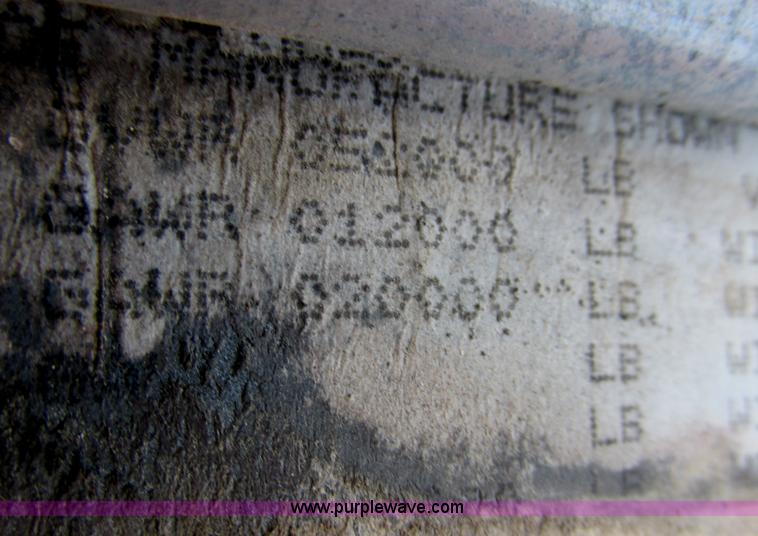 image for item E5284 1992 Mack CH613 semi truck