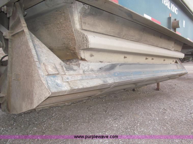 image for item F7262 1985 Trail King BD22-383A 40' triple axle belly dump trailer