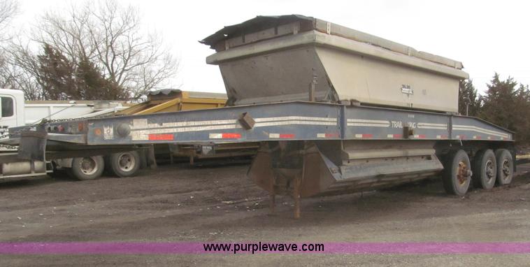 image for item F7263 1985 Trail King BD22-383A 40' triple axle belly dump trailer