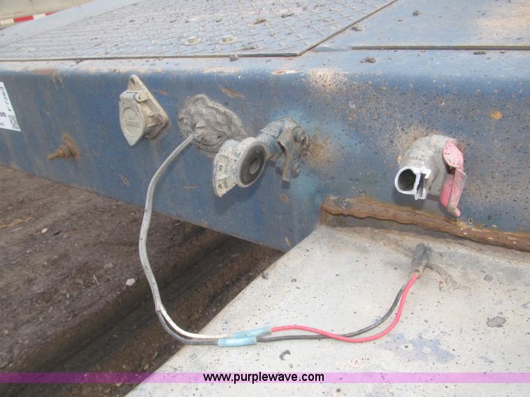 image for item F7263 1985 Trail King BD22-383A 40' triple axle belly dump trailer