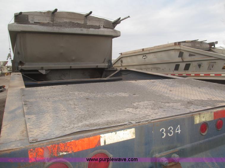 image for item F7263 1985 Trail King BD22-383A 40' triple axle belly dump trailer