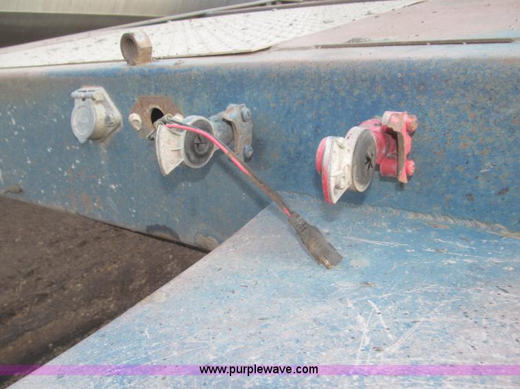 image for item F7264 1985 Trail King BD22-383A 40' triple axle belly dump trailer