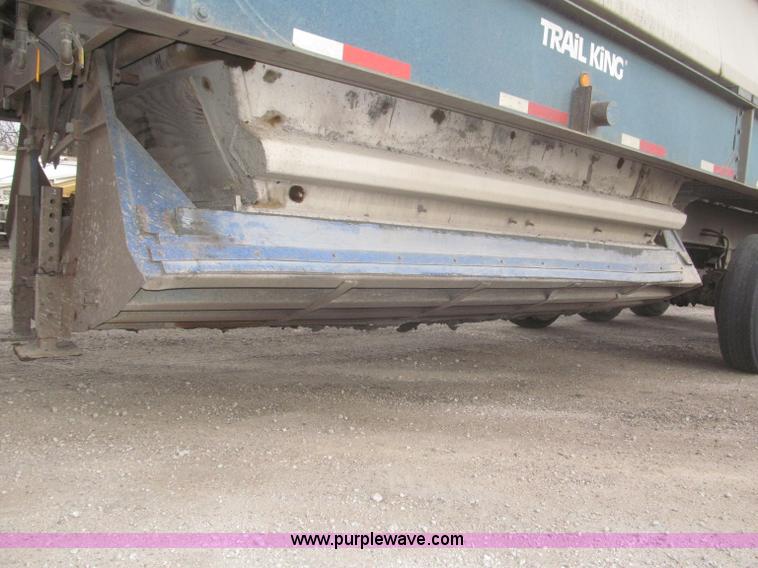 image for item F7264 1985 Trail King BD22-383A 40' triple axle belly dump trailer