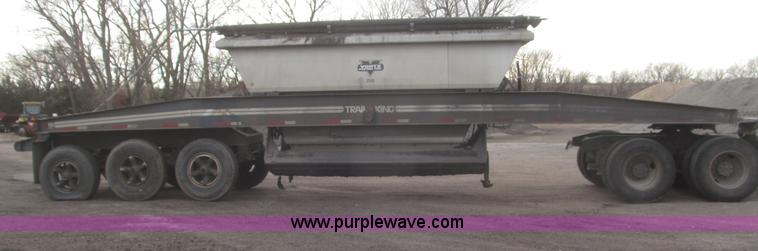 image for item F7265 1986 Trail King BD22-383A 40' triple axle belly dump trailer