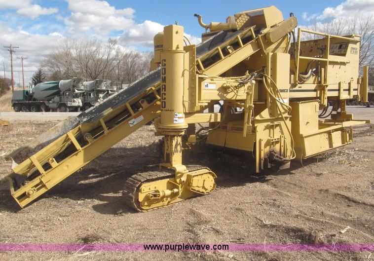 image for item F7269 Gomaco GT6300 curb machine
