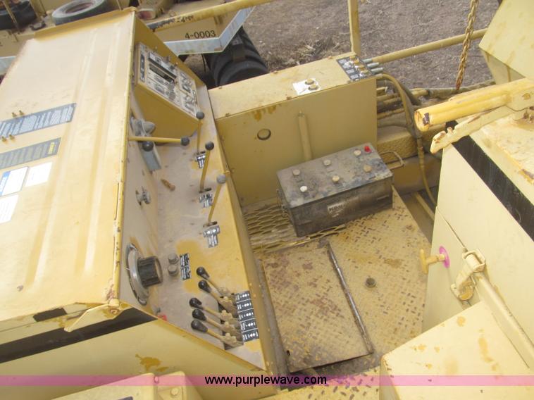 image for item F7269 Gomaco GT6300 curb machine