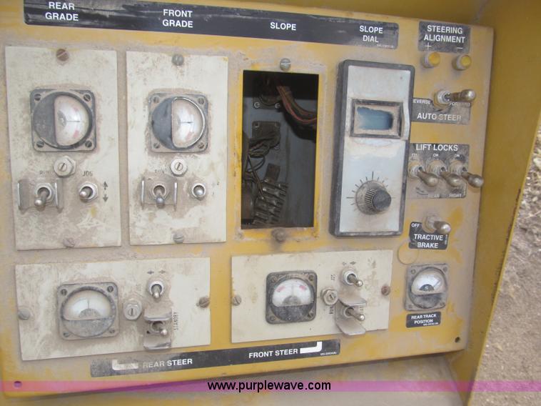 image for item F7269 Gomaco GT6300 curb machine