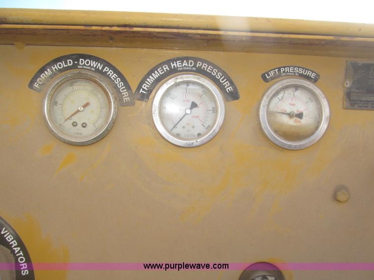 image for item F7269 Gomaco GT6300 curb machine