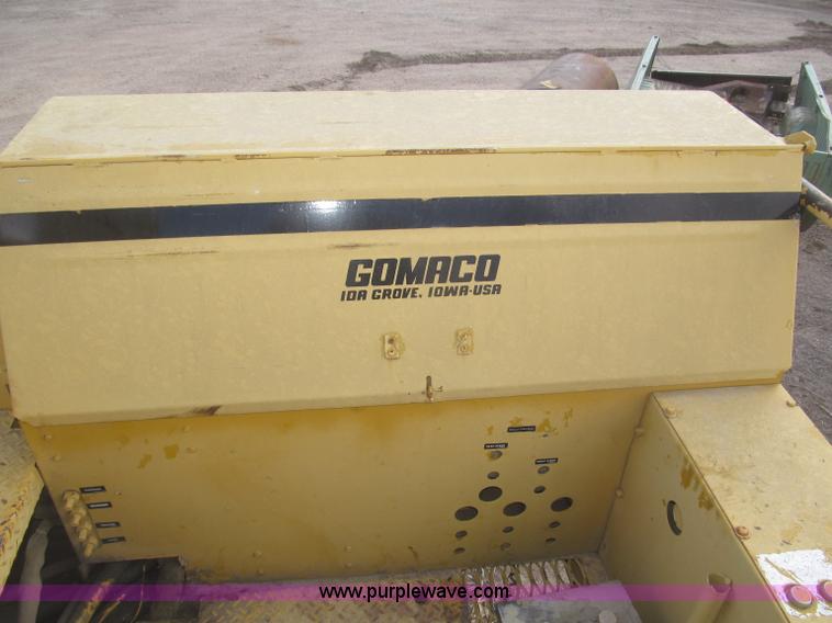 image for item F7269 Gomaco GT6300 curb machine