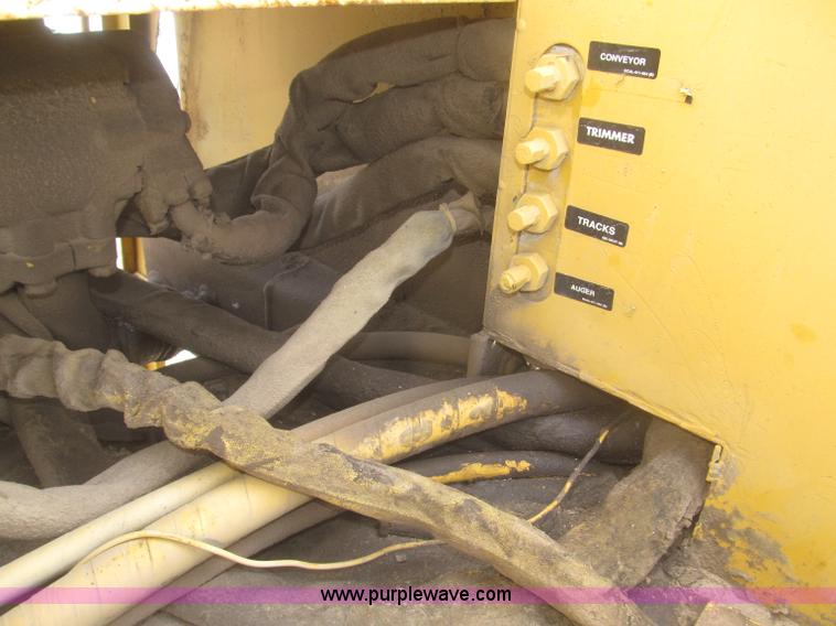 image for item F7269 Gomaco GT6300 curb machine