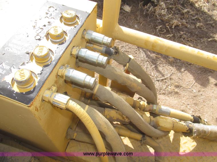 image for item F7269 Gomaco GT6300 curb machine