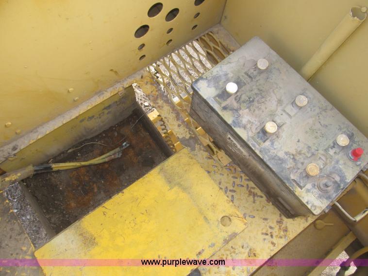 image for item F7269 Gomaco GT6300 curb machine